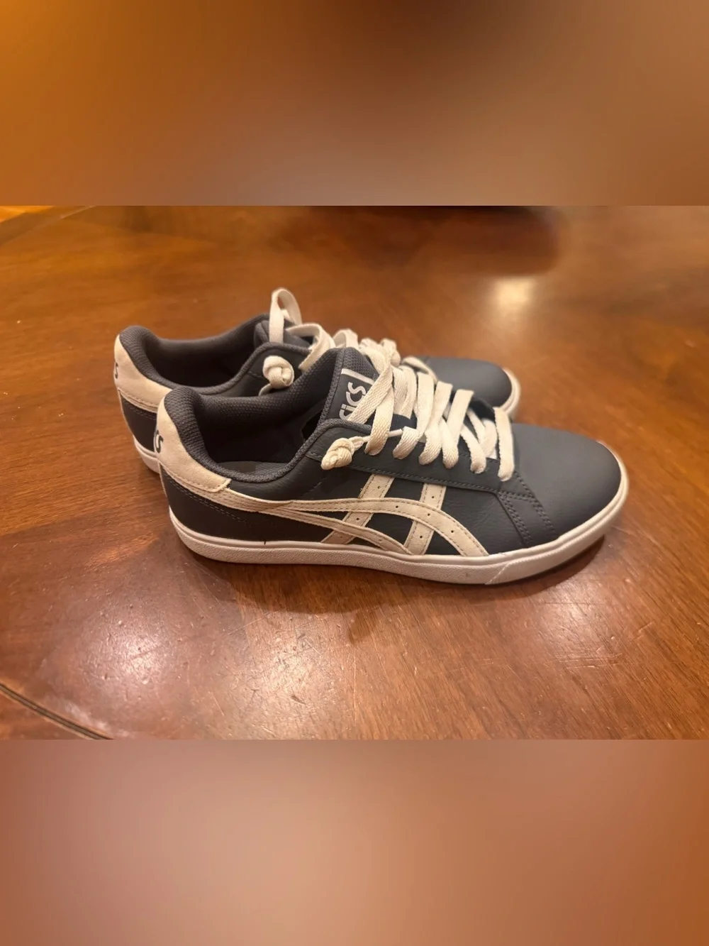 ASICS Classic CT Sneakers Throwback Style Size 8 (39.5) Low Profile Retro Tennis